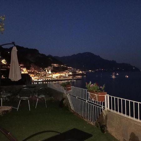 Appartamento Di Raphael Con Discesa Privata Al Mare Amalfi Zewnętrze zdjęcie