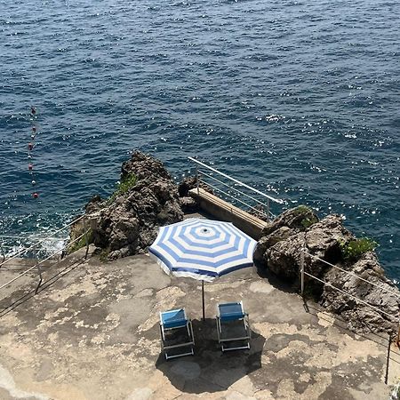 Appartamento Di Raphael Con Discesa Privata Al Mare Amalfi Zewnętrze zdjęcie